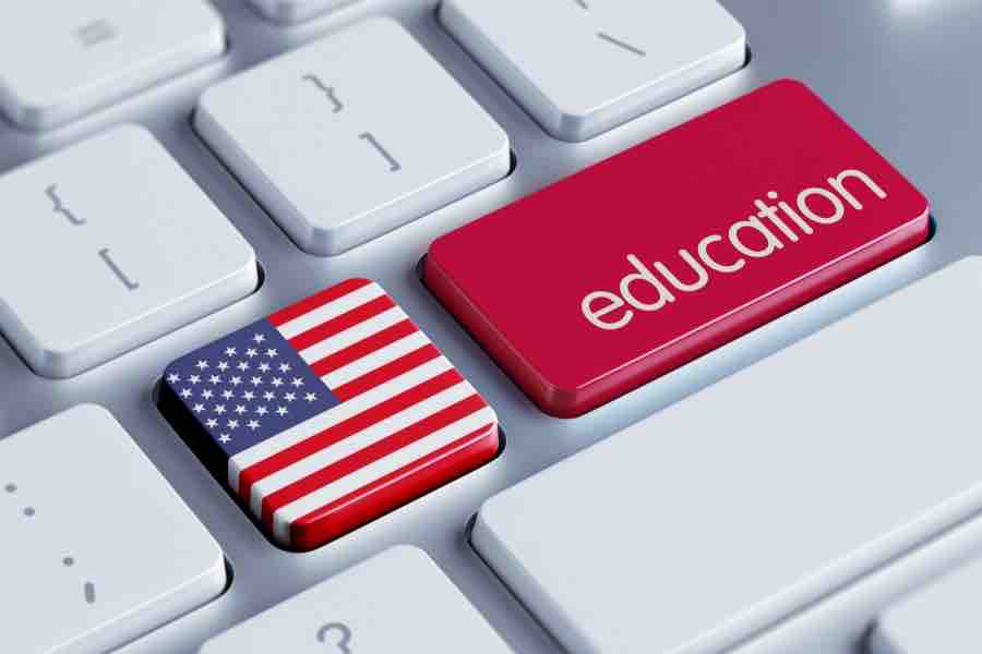 美国留学学费怎么算?留学一年费用大概是多少?(图1) 美国留学学费怎么算?留学一年费用大概是多少?(图1)