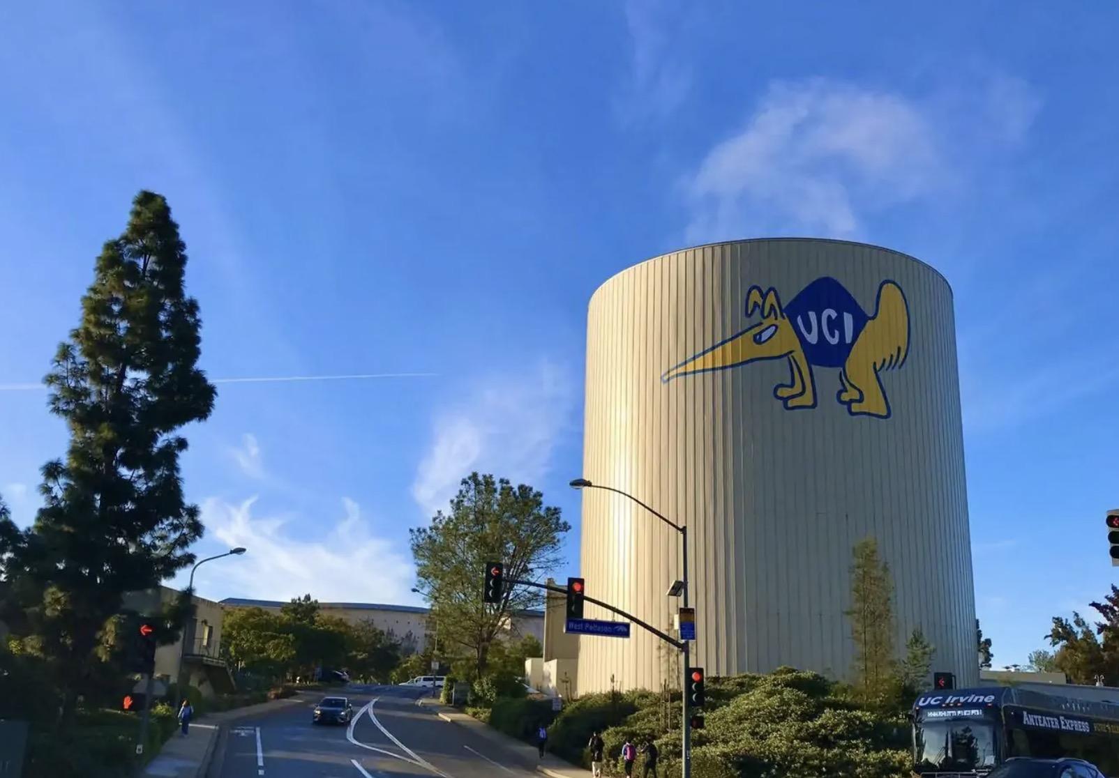 工作多年后孤注一掷,终获加州大学尔湾分校offer,并获得奖学金,他做到了!(图6) 工作多年后孤注一掷,终获加州大学尔湾分校offer,并获得奖学金,他做到了!(图6)