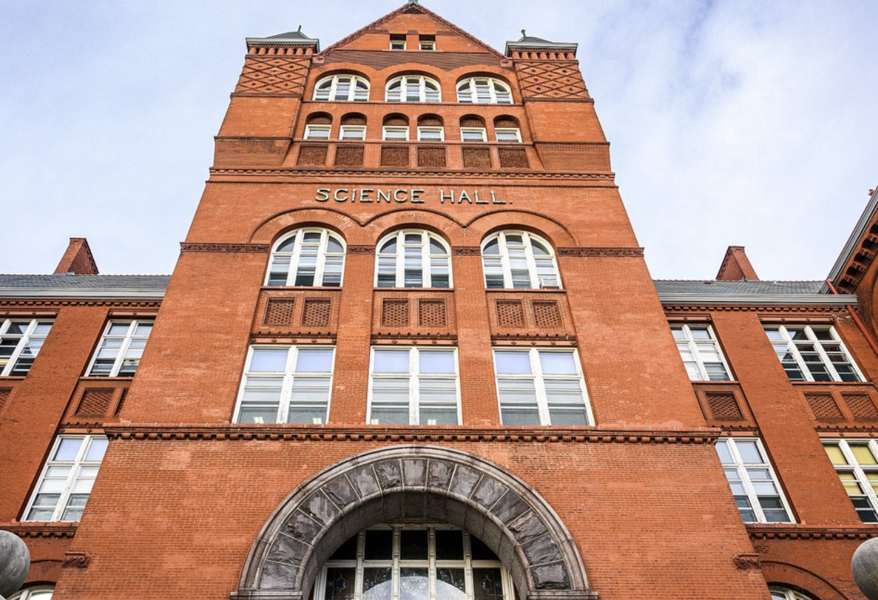 GPA2.4?历时一年逆袭威斯康星大学麦迪逊分校!(图13) GPA2.4?历时一年逆袭威斯康星大学麦迪逊分校!(图13)