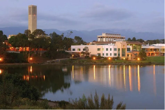 UC freshman录取持续放榜，收到offer的同学，入学准备走起来！(图2)